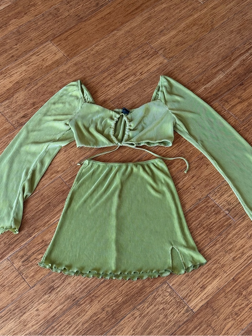 Green Ribbed Mini Skirt/Crop Set - Picture 2 of 5